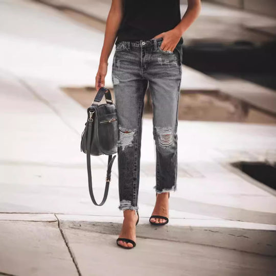 Damen Jeanshose mit modischen Destroyed-Details und bequemer Passform EB