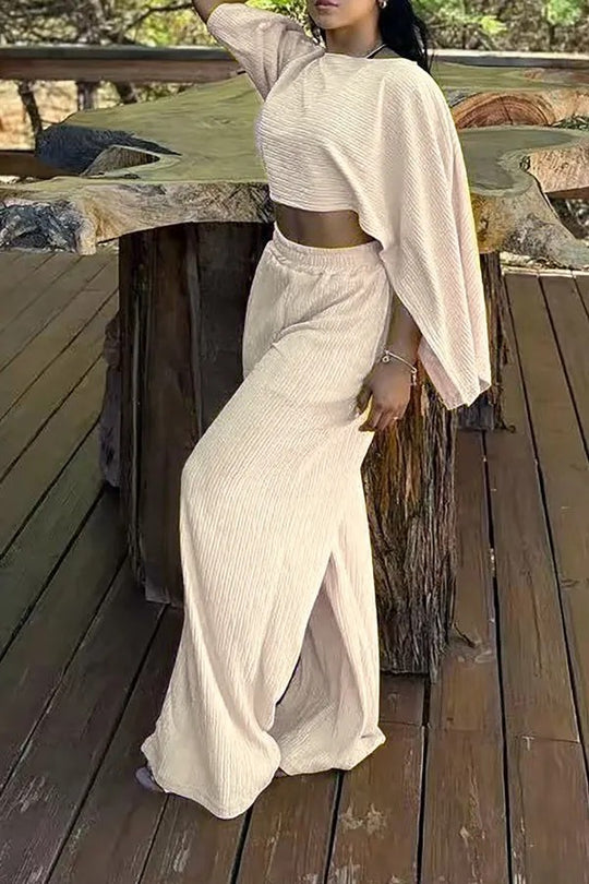Damen Zweiteiliges Strukturiertes Loungewear‑Set mit Cropped‑Capeoberteil und Maxirock mit Seitenschlitz EB