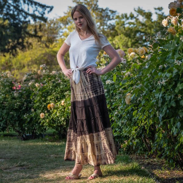 Damen langer Rock mit voluminösen Rüschen und kreativem Farbverlauf EB