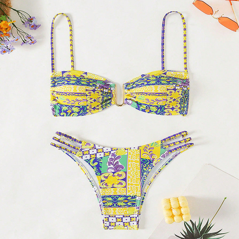 Damen Bandeau-Bikini mit raffinierten Rüschendetails und elegantem Muster EB