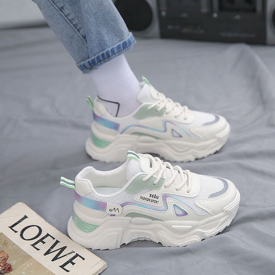 Damen Sportliche Sneakers mit innovativer Dämpfung und futuristischem Design EB
