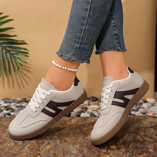 Damen Freizeitsneaker mit sportlicher Silhouette und rutschfester Sohle EB