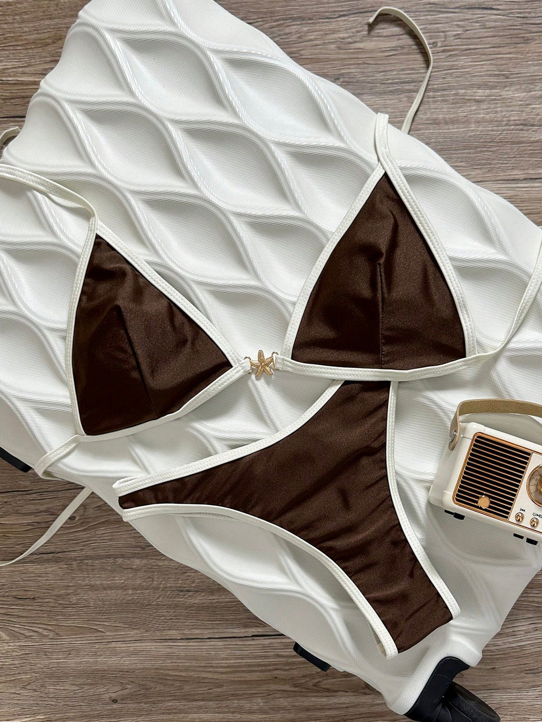Damen Triangel-Bikini mit eleganter Rippstruktur EB