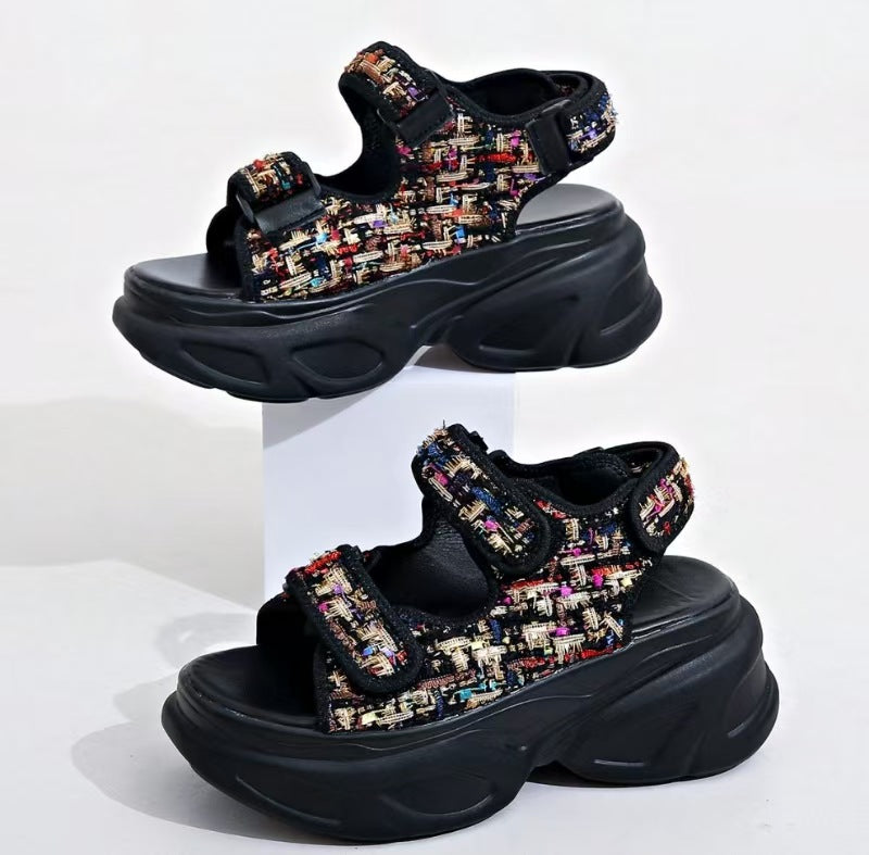 Damen Glamouröse Plateau-Sandalen mit verstellbaren Riemen und funkelnden Applikationen EB