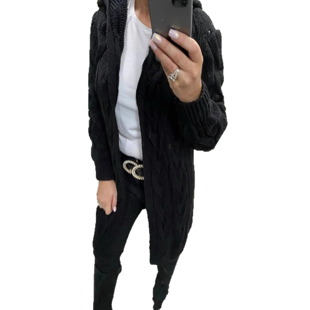 Damen Lange Strickjacke mit hochwertigem Zopfmuster und lässigem Schnitt EB