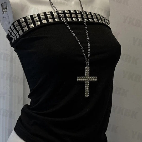 Damenrock mit spitzem Design und Nietenbesatz EB