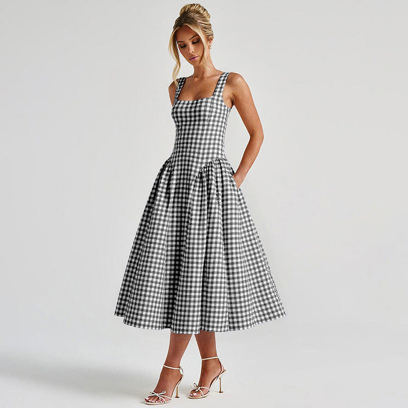Damen Sommerliches Maxikleid mit Karo-Design und seitlichen Raffungselementen EB