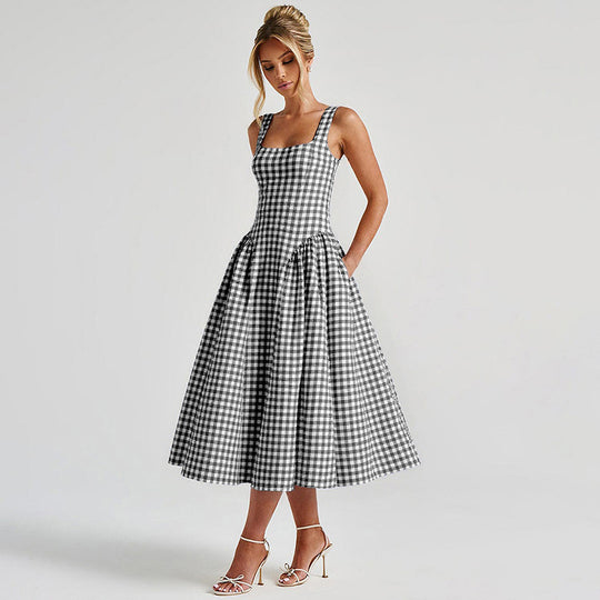 Damen Sommerliches Maxikleid mit Karo-Design und seitlichen Raffungselementen EB