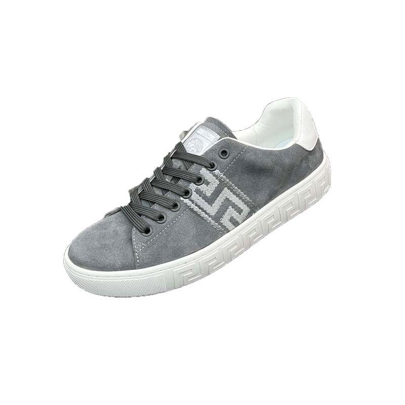 Damen Sneakers mit modischem Logo-Detail und rutschfester Laufsohle EB