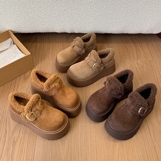 Damen Plüschige Slipper mit robustem Plateau und eleganter Schnalle EB
