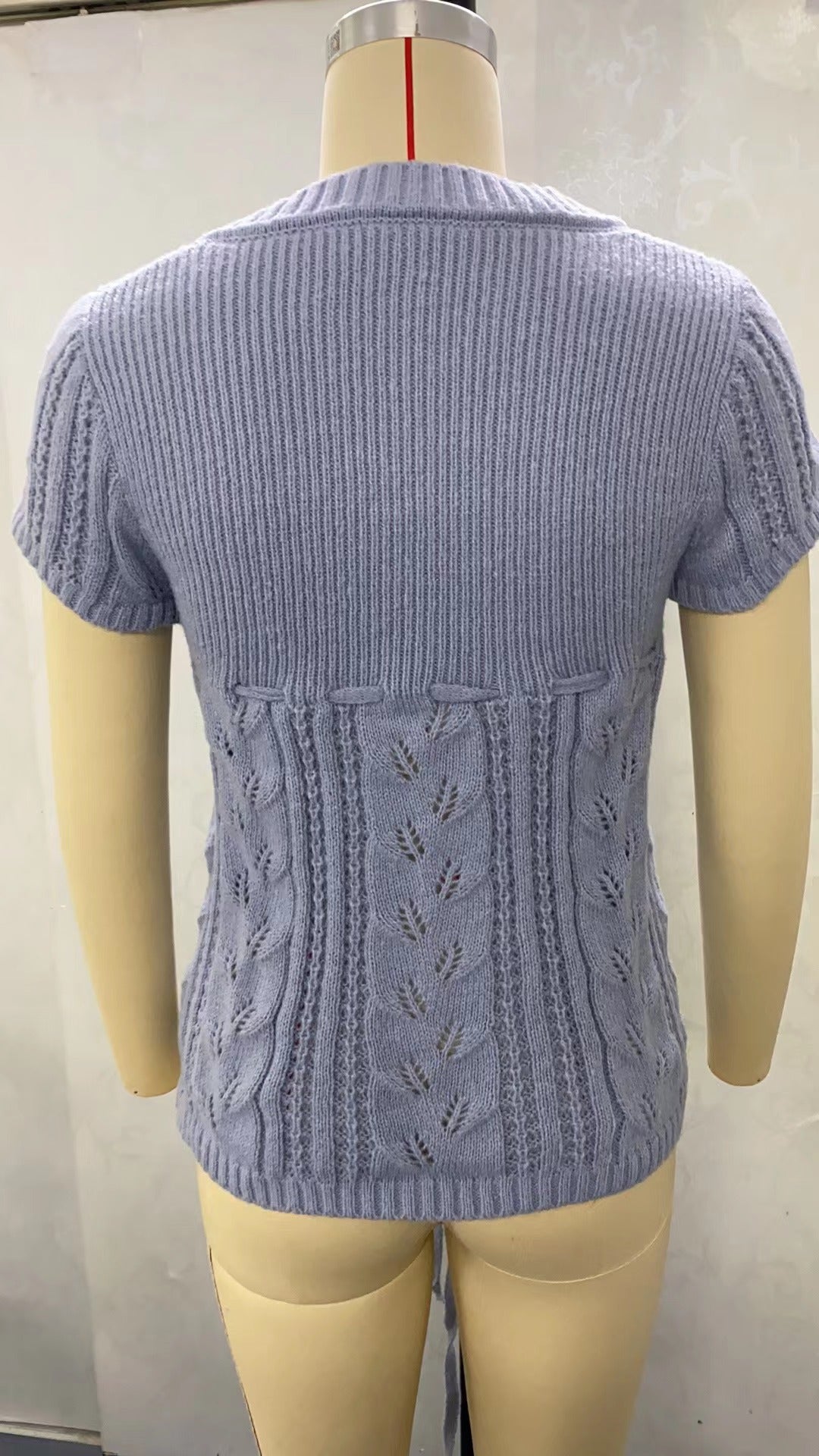 Damen Strickoberteil mit dekorativem Bindegürtel und Eingrifftaschen EB