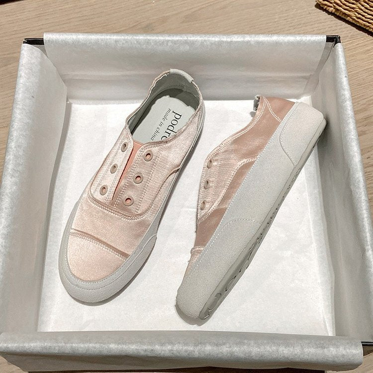 Damen bequeme Slip-On Sneakers mit luxuriösem Satin-Obermaterial EB