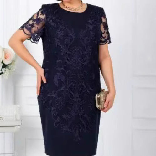 Damen Elegantes Kleid mit floraler Spitze EB