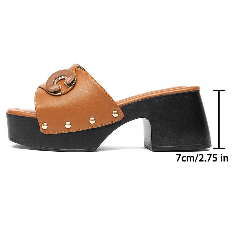 Damen modische Plattform-Sandalen mit glänzendem Detail und komfortablem Absatz EB