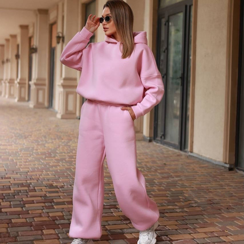 Damen Loungewear-Set mit oversized Kapuzenpullover und weiter High-Waist Jogginghose EB