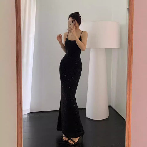 Damen Glamouröses Maxikleid mit eleganten Spaghetti-Trägern und ausgestelltem Saum EB