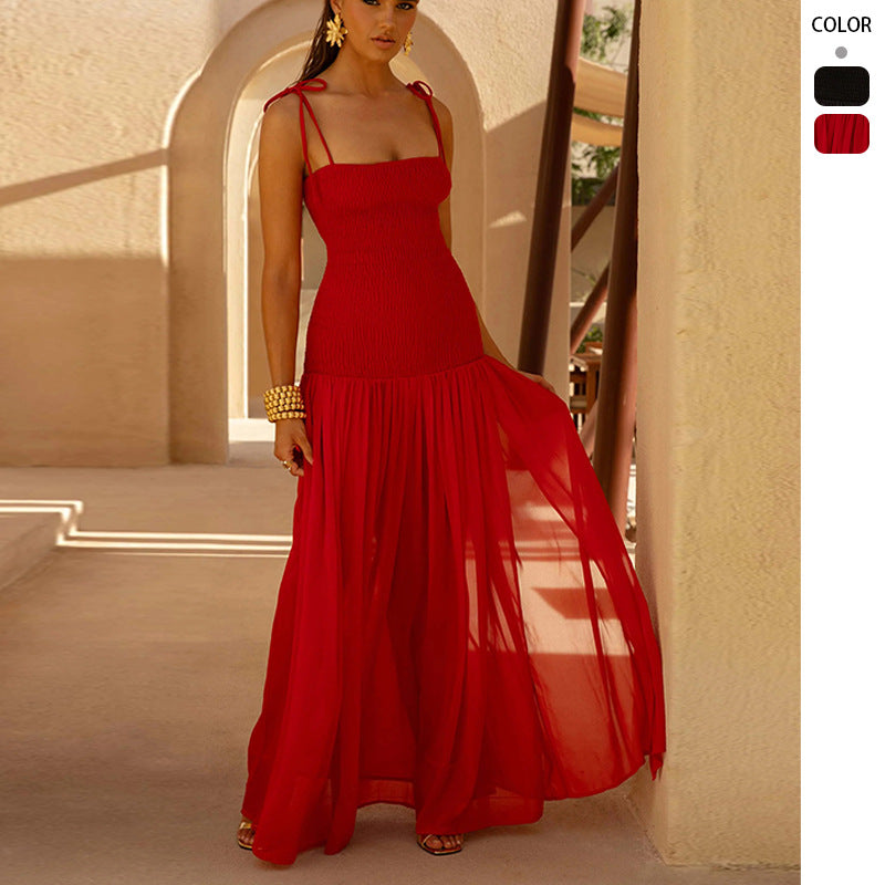 Damen Maxikleid mit einem eleganten, gerafften Oberteil und schwingendem Rock EB