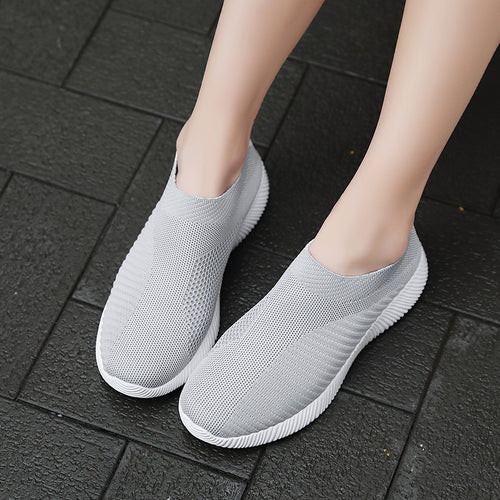 Damen Leichte und atmungsaktive Slip-On Sneakers mit flexiblem Sohlenprofil EB