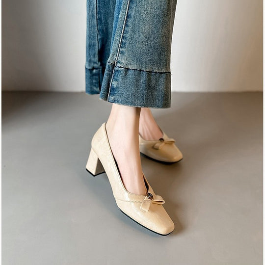 Damen elegante Pumps mit zartem Schleifen-Detail EB