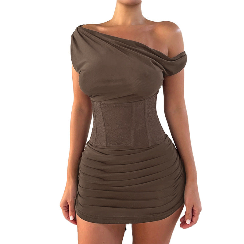 Damen Wickelkleid mit figurformendem Schnitt und asymmetrischen Details EB