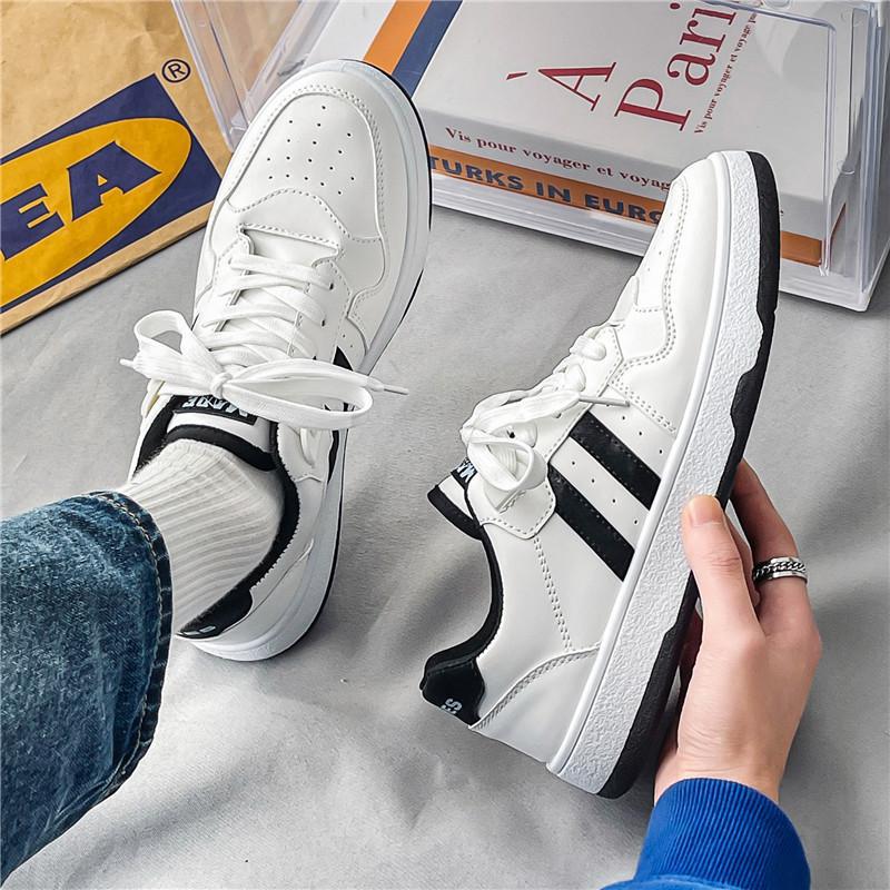 Damen Sportliche Sneaker mit atmungsaktivem Textil-Obermaterial und flexiblem Sohlenaufbau EB