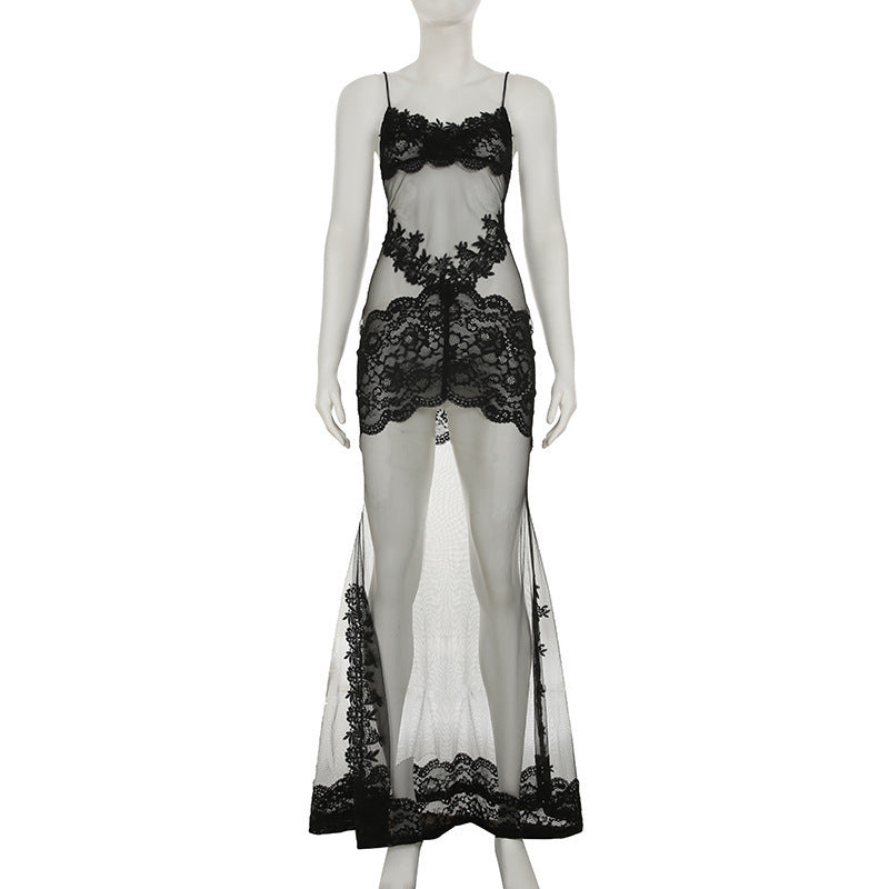 Damen Elegantes transparentes Spitzen-Nachtkleid mit verführerischen Akzenten EB