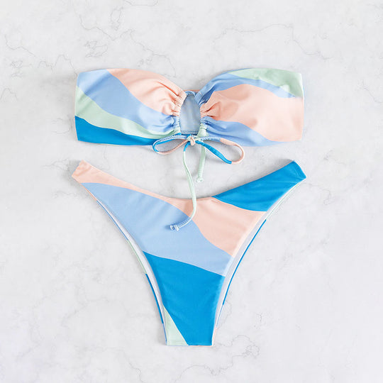 Damen Bandeau-Bikini mit verspieltem Schnitt EB