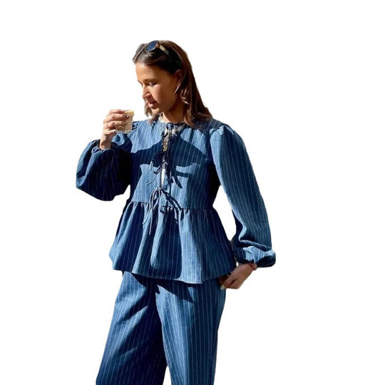 Damen modisches Denim-Oberteil mit taillierter Silhouette und Volant EB
