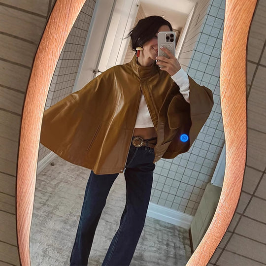 Damen Kunstlederjacke mit schickem Kapuzen-Design EB