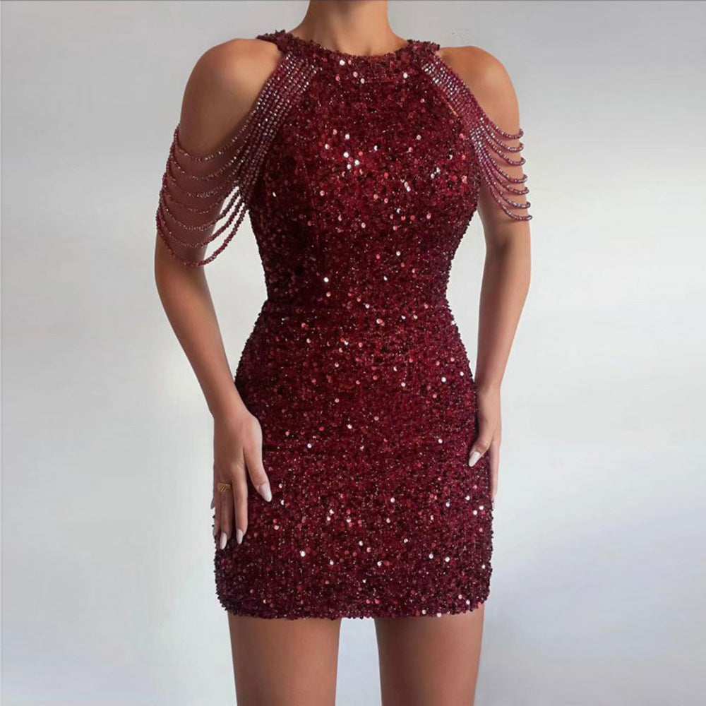 Damen Mini-Kleid mit glänzender Paillettenverzierung und eleganten Kettenärmel EB