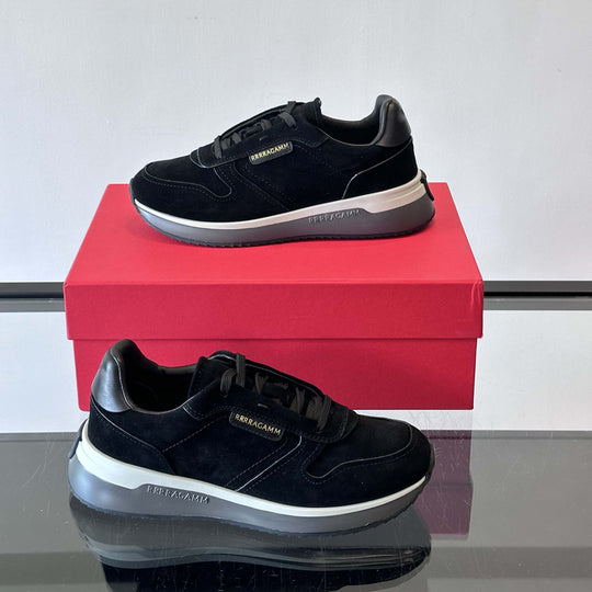 Damen Sportliche Sneakers mit rutschfester Laufsohle und hochwertiger Wildleder-Oberfläche EB