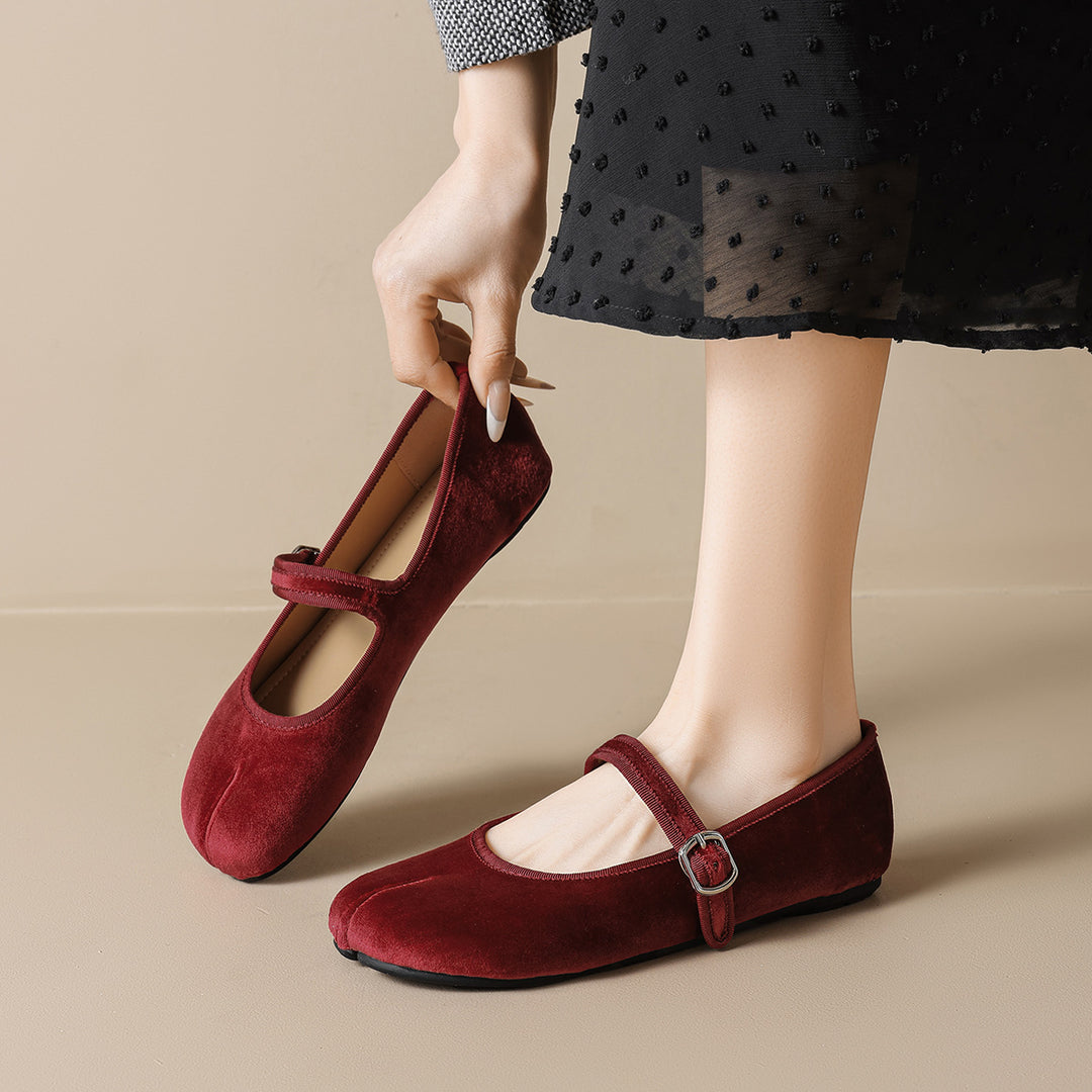 Damen Ballerinas mit luxuriösem Samt und stilvollem Riemen EB