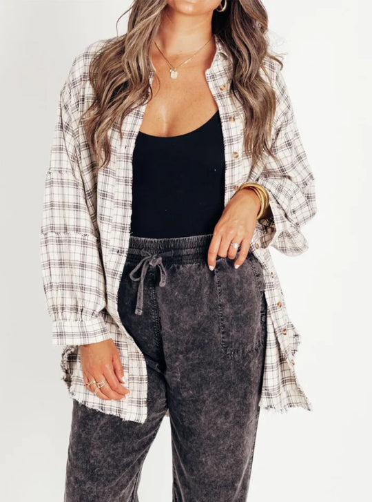 Damen nan oversized Karo-Überhemd mit Fransenbesatz, Brusttaschen und lockerer Passform EB