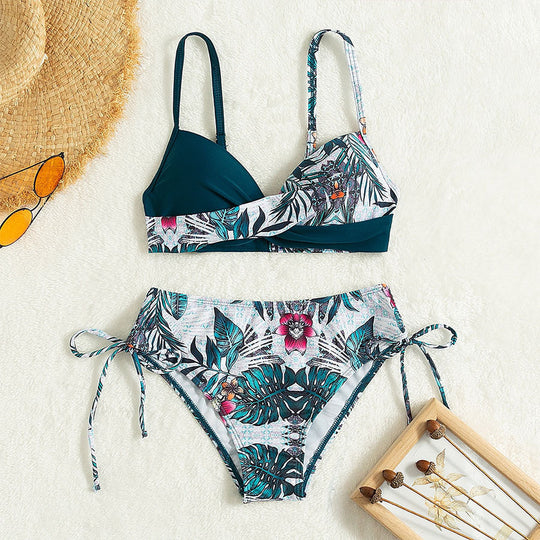 Damen Design-Bikini mit modernem Wickel-Detail EB