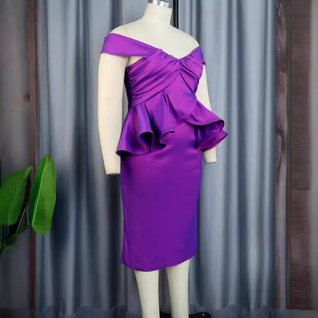 Damen Elegantes Abendkleid mit schulterfreiem Design und voluminösen Rüschen EB