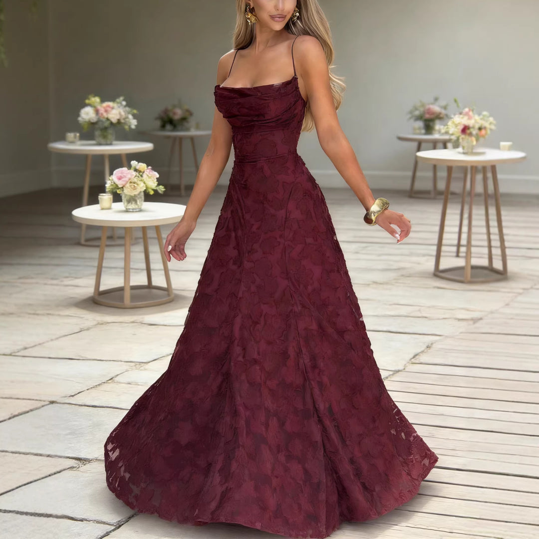 Damen Elegantes Maxikleid mit floralem Spitze-Design und verstellbaren Spaghettiträgern EB