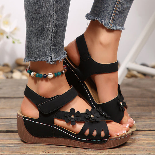Damen bequeme Sandalen mit buntem Blumendesign EB
