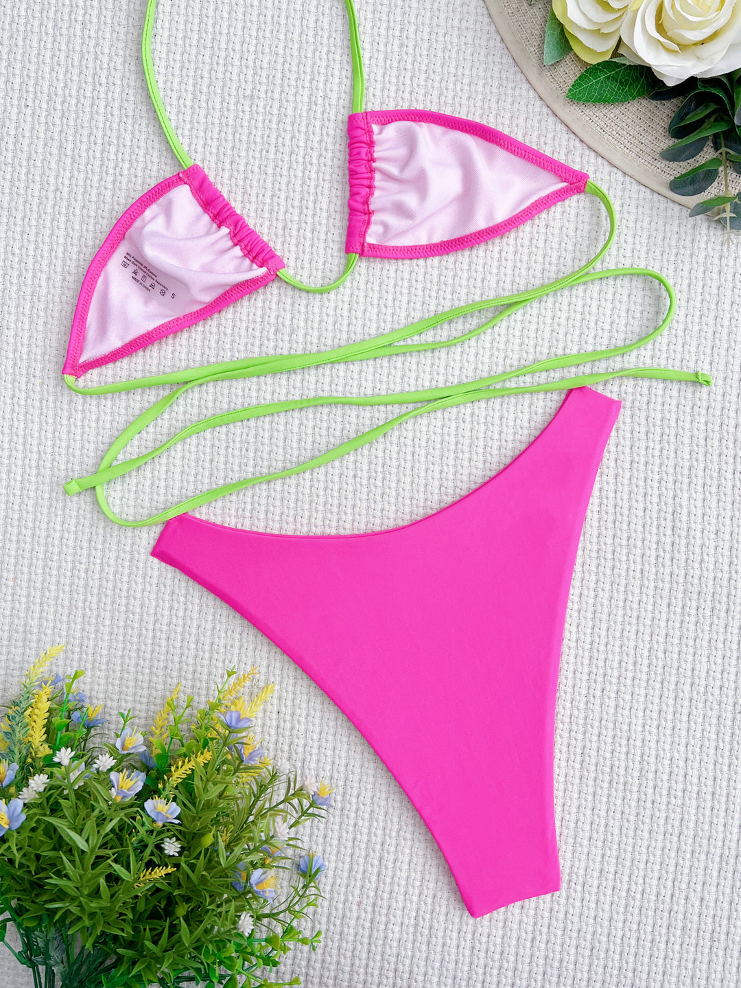 Damen Triangel-Bikini mit modischen Ringdetails EB
