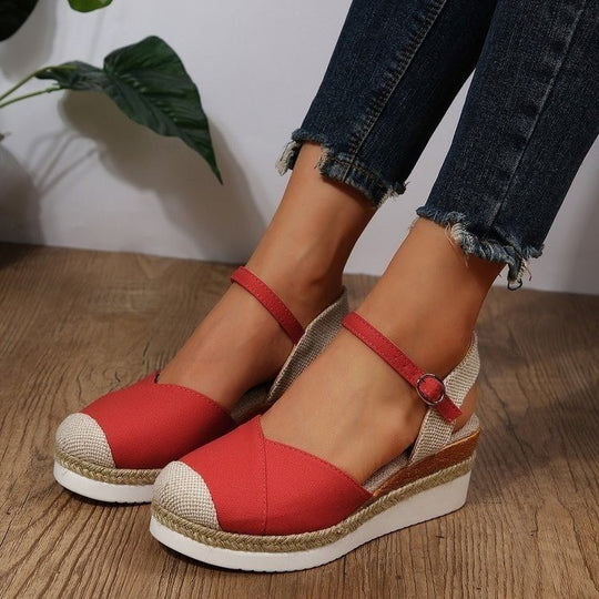 Damen Wedge-Sandalen mit elastischem Riemen und geflochtenem Detail EB