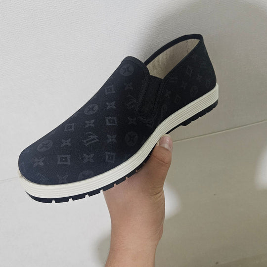Damen Komfortable Slip-On Sneakers mit schickem Muster EB