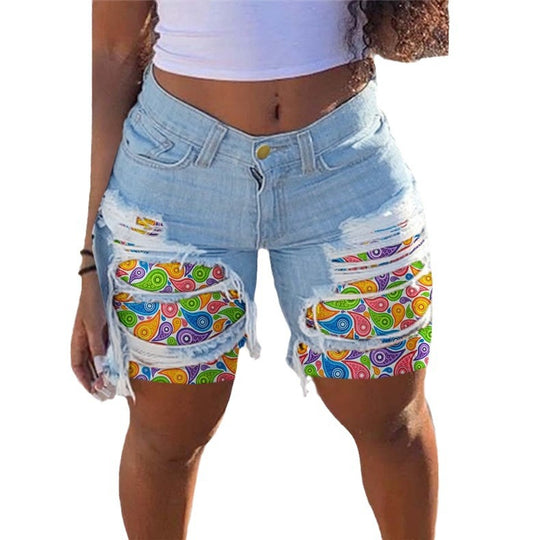 Damen Jeans-Shorts mit buntem Muster und stylishen Ausfransen EB