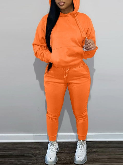 Herren nan sportliches Jogginganzug-Set mit Kapuzenpullover Kängurutasche und schmal zulaufender Jogginghose EB