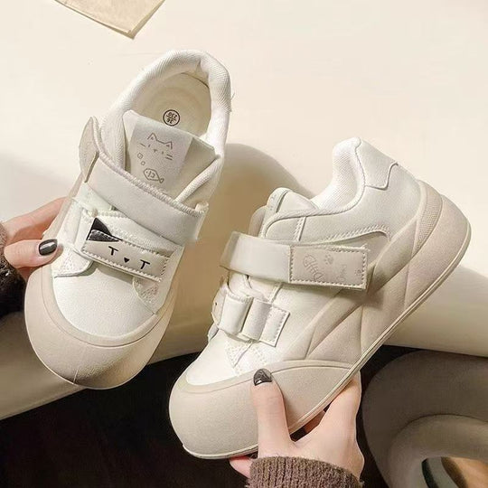 Damen Sportliche Sneaker mit verstellbarem Klettverschluss und bequemer Polsterung EB