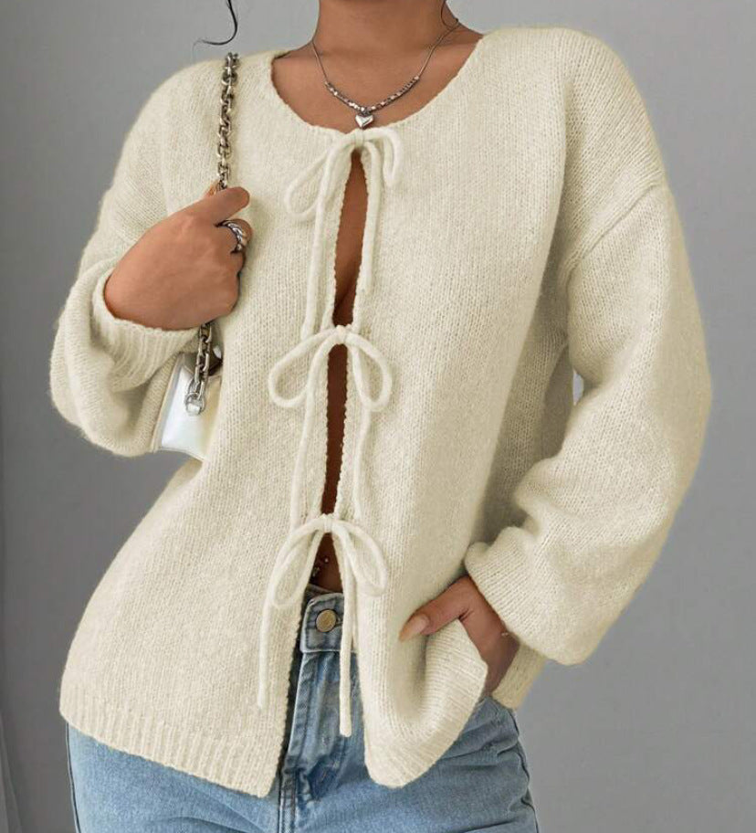 Damen Oversized Strickpullover mit dekorativem Schnürdetail EB