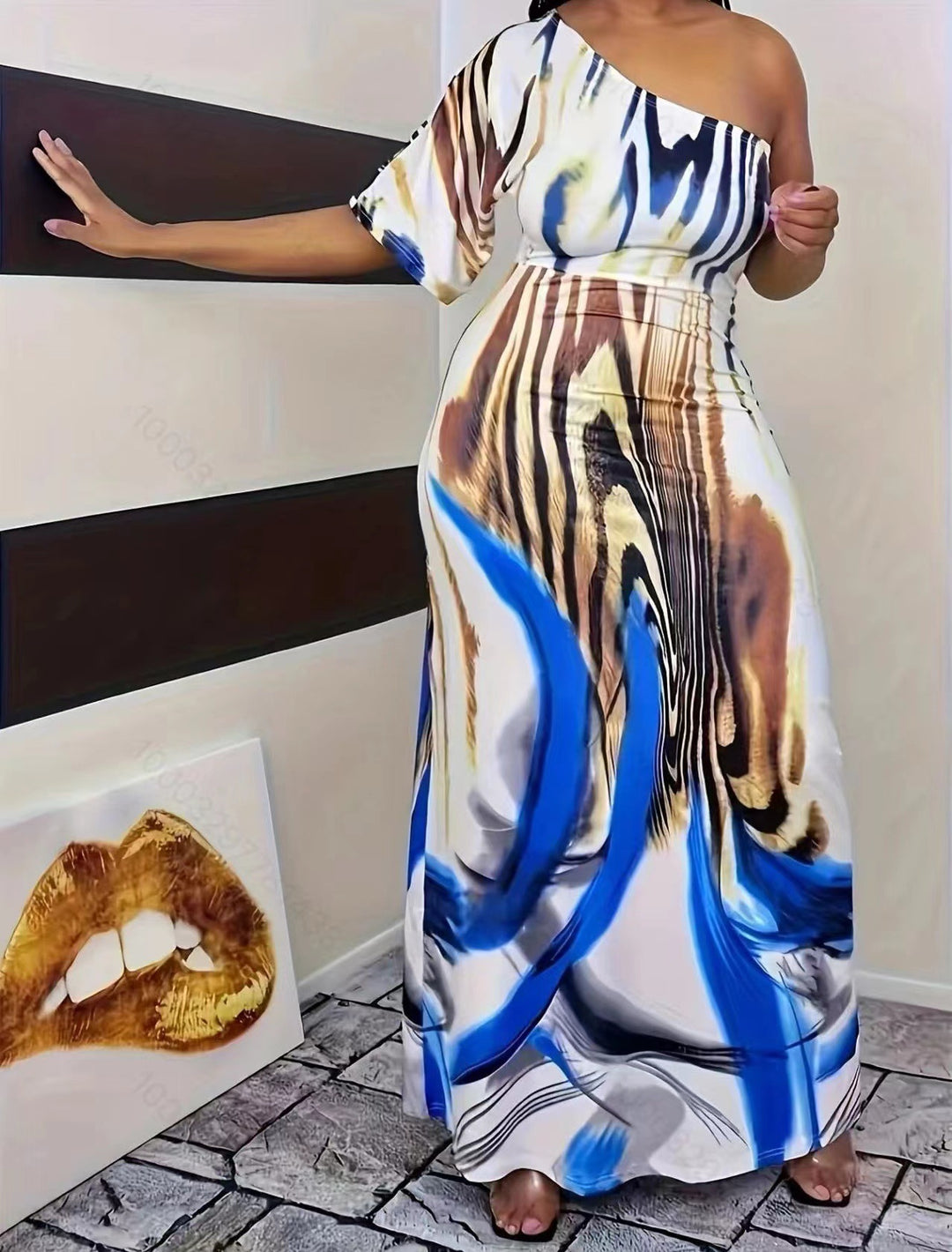 Damen Maxikleid mit asymmetrischem Ausschnitt und modernem Wellenmuster EB