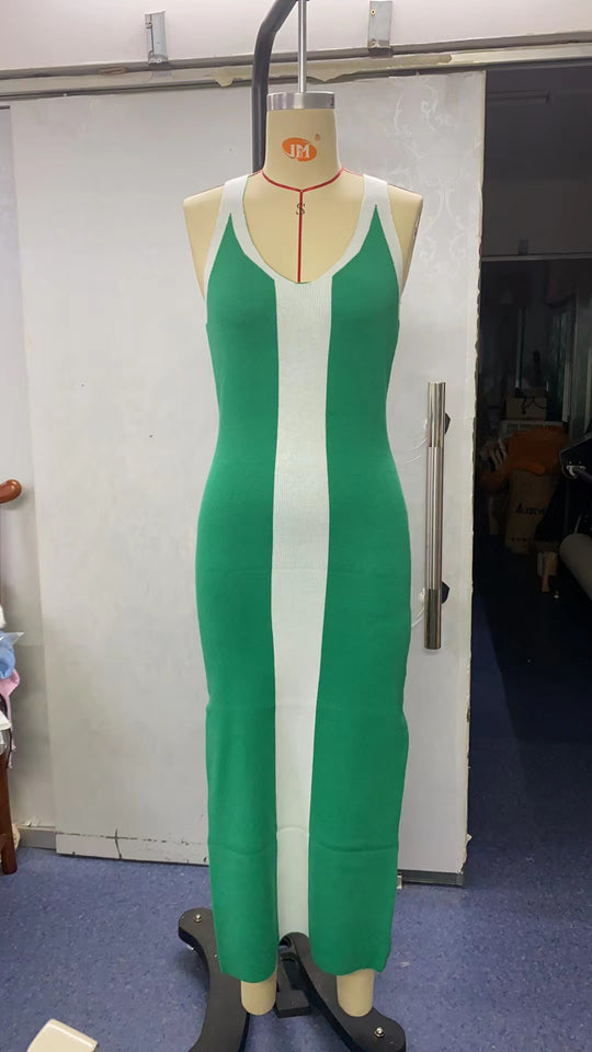 Damen figurbetontes Maxikleid mit grafischem Design EB