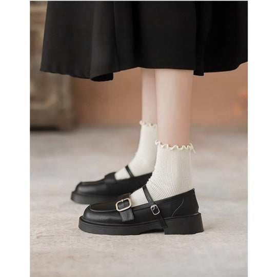 Damen elegante Mary Jane Schuhe mit modischem Schnallenakzent EB
