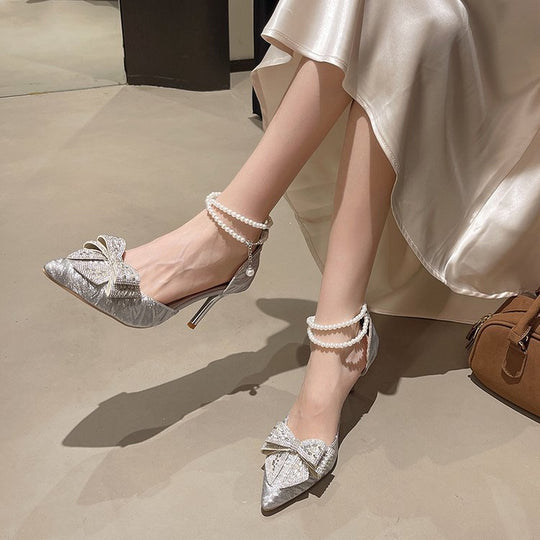 Damen Pumps mit Zierbogen und Perlendetail EB