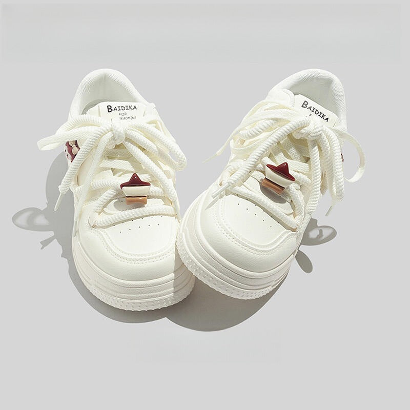 Damen Modische Sneakers mit einzigartigen Schnürdetails und verstärkter Sohle EB