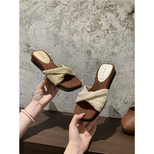 Damen entspannte Mules mit geflochtenem Riemendesign EB